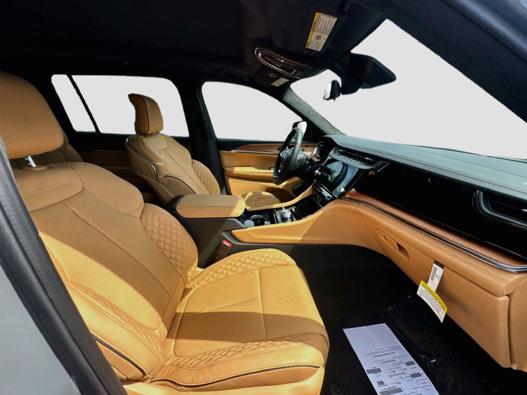 New 2027 Jeep Grand Cherokee L Summit AWD/4WD image 31