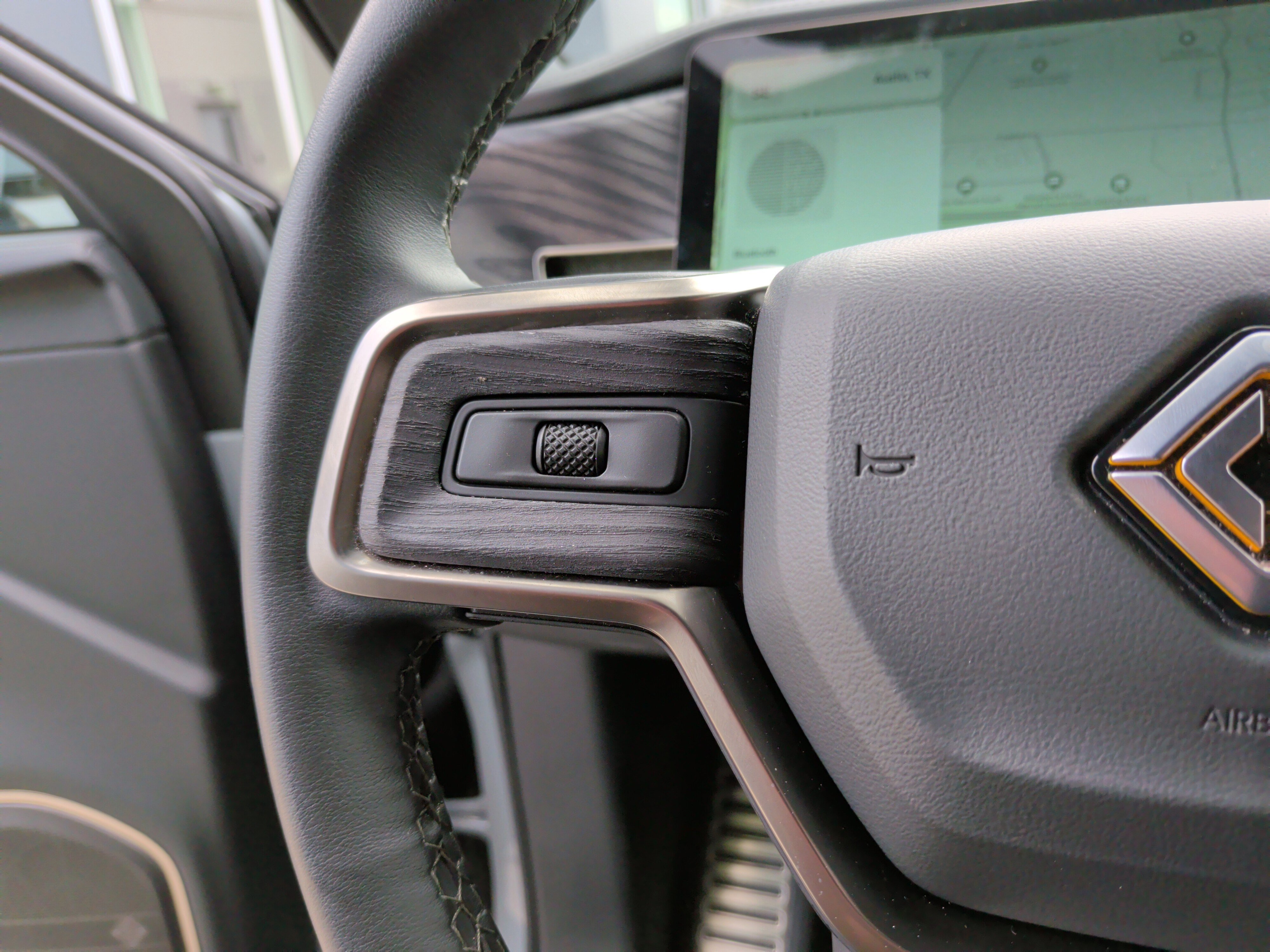 Used 2024 Rivian R1T Adventure image 21