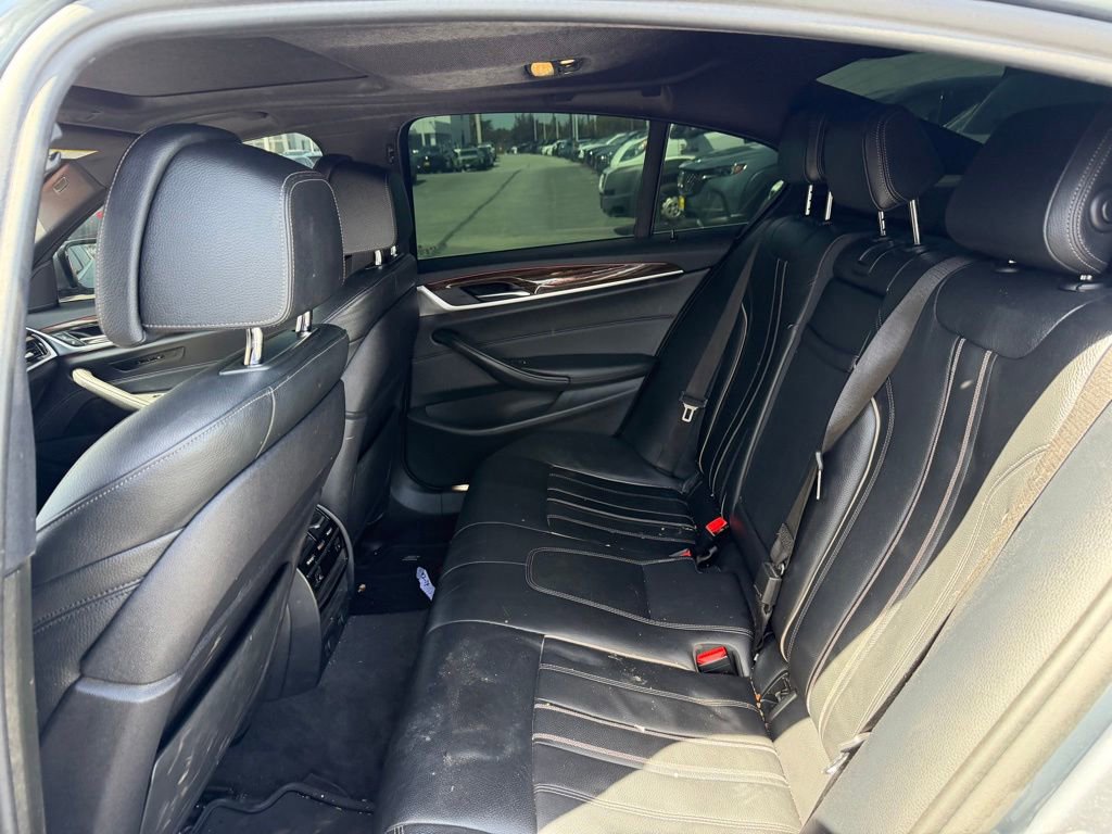 Used 2019 BMW 530e xDrive AWD/4WD image 5