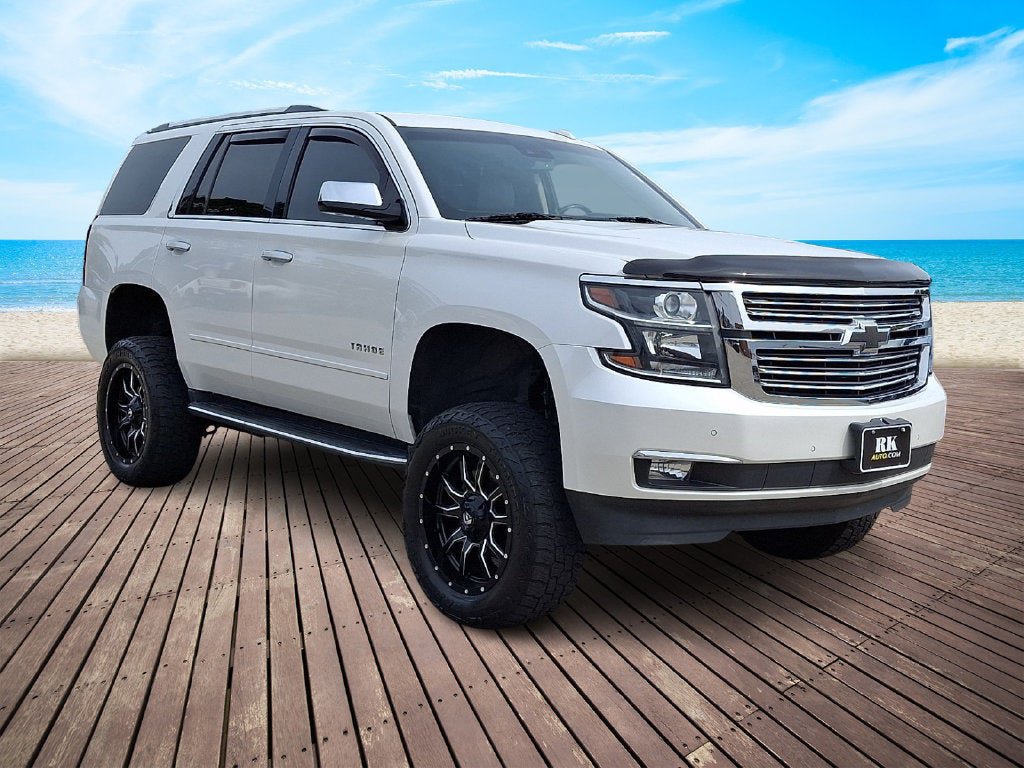 Used 2018 Chevrolet Tahoe Premier AWD/4WD image 3