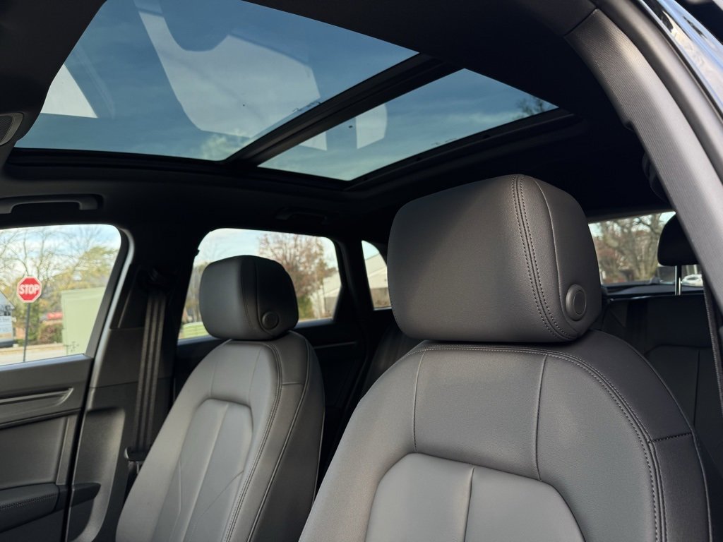 New 2025 Audi Q3 2.0T Premium image 22