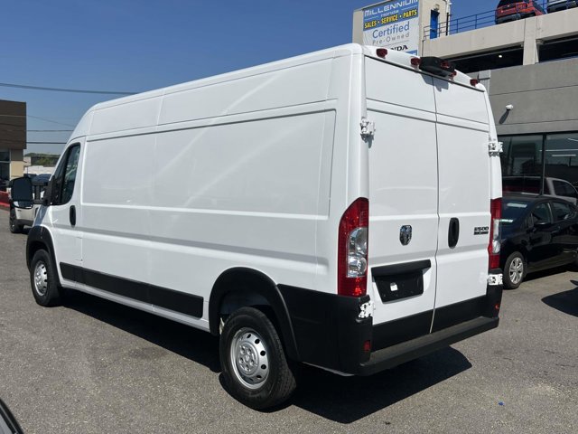 Used 2023 RAM ProMaster 2500 FWD image 6
