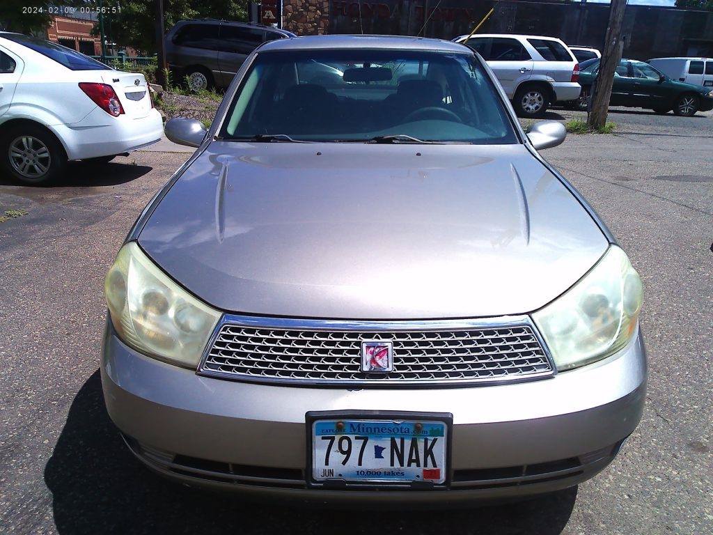 Used 2003 Saturn L-Series L300 w/ Audio Pkg II FWD image 3