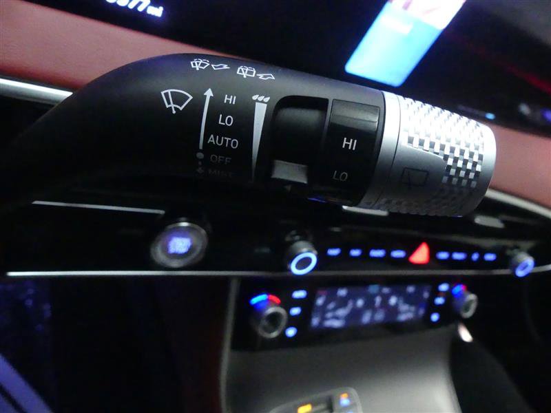 Used 2026 Genesis GV70 3.5T Sport Advanced image 38