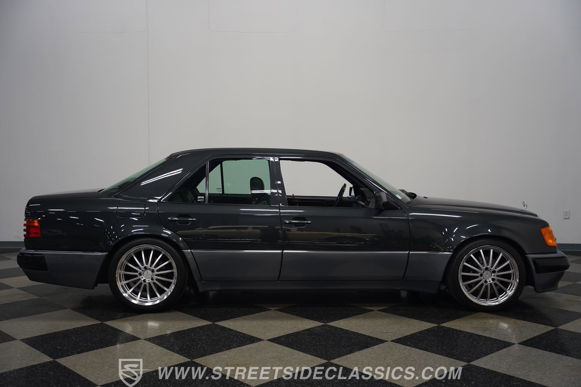 Used 1993 Mercedes-Benz 500 E image 17