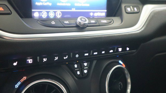 Used 2020 Chevrolet Blazer LT FWD image 17