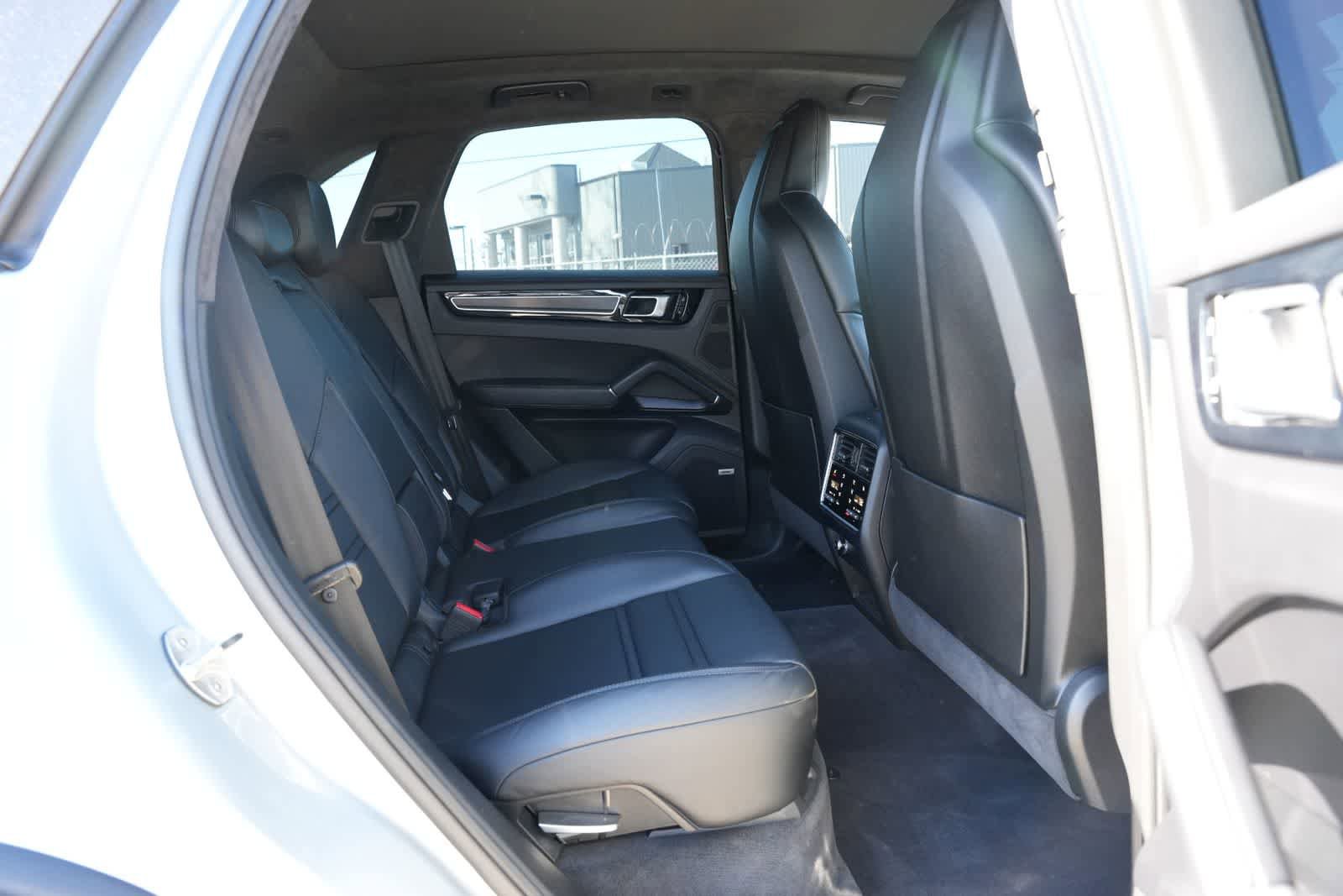 Used 2021 Porsche Cayenne GTS image 19