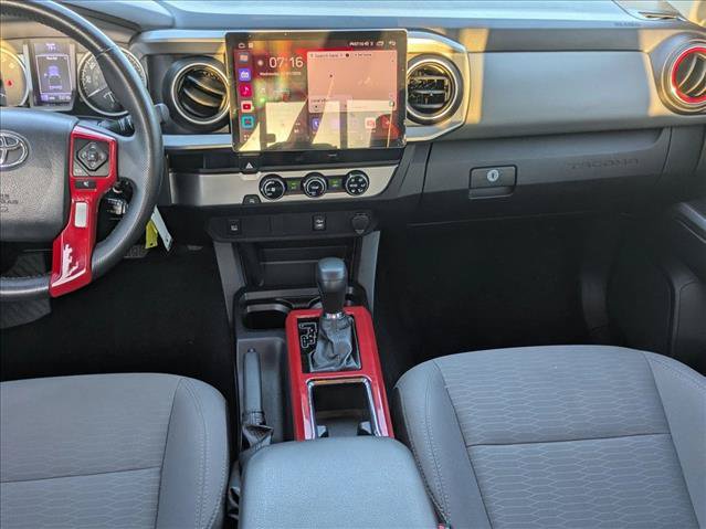 Used 2017 Toyota Tacoma SR5 w/ Tow Package RWD image 16