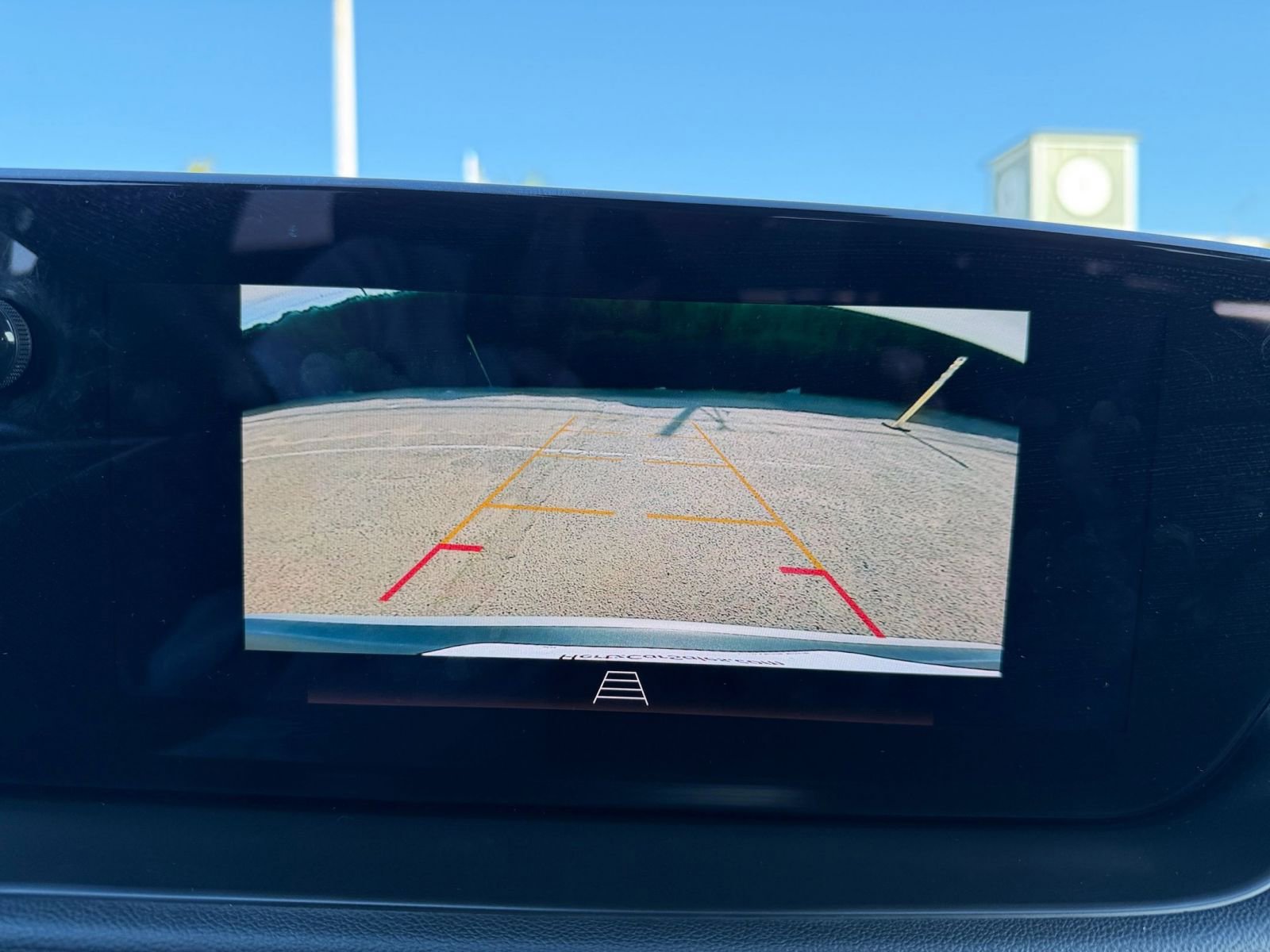 Used 2025 Buick Encore GX Preferred image 17