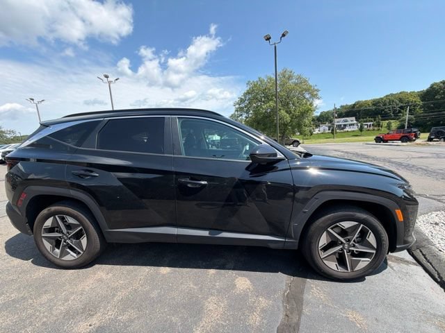 Used 2025 Hyundai Tucson SEL AWD/4WD image 2