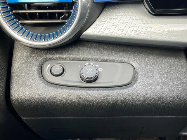 New 2026 Chevrolet Trax LT w/ Driver Confidence Package image 29