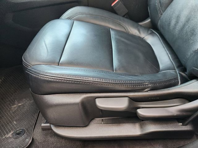 Used 2022 Chevrolet Traverse LS image 19