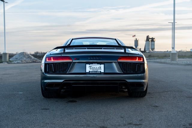 Used 2018 Audi R8 V10 plus image 5