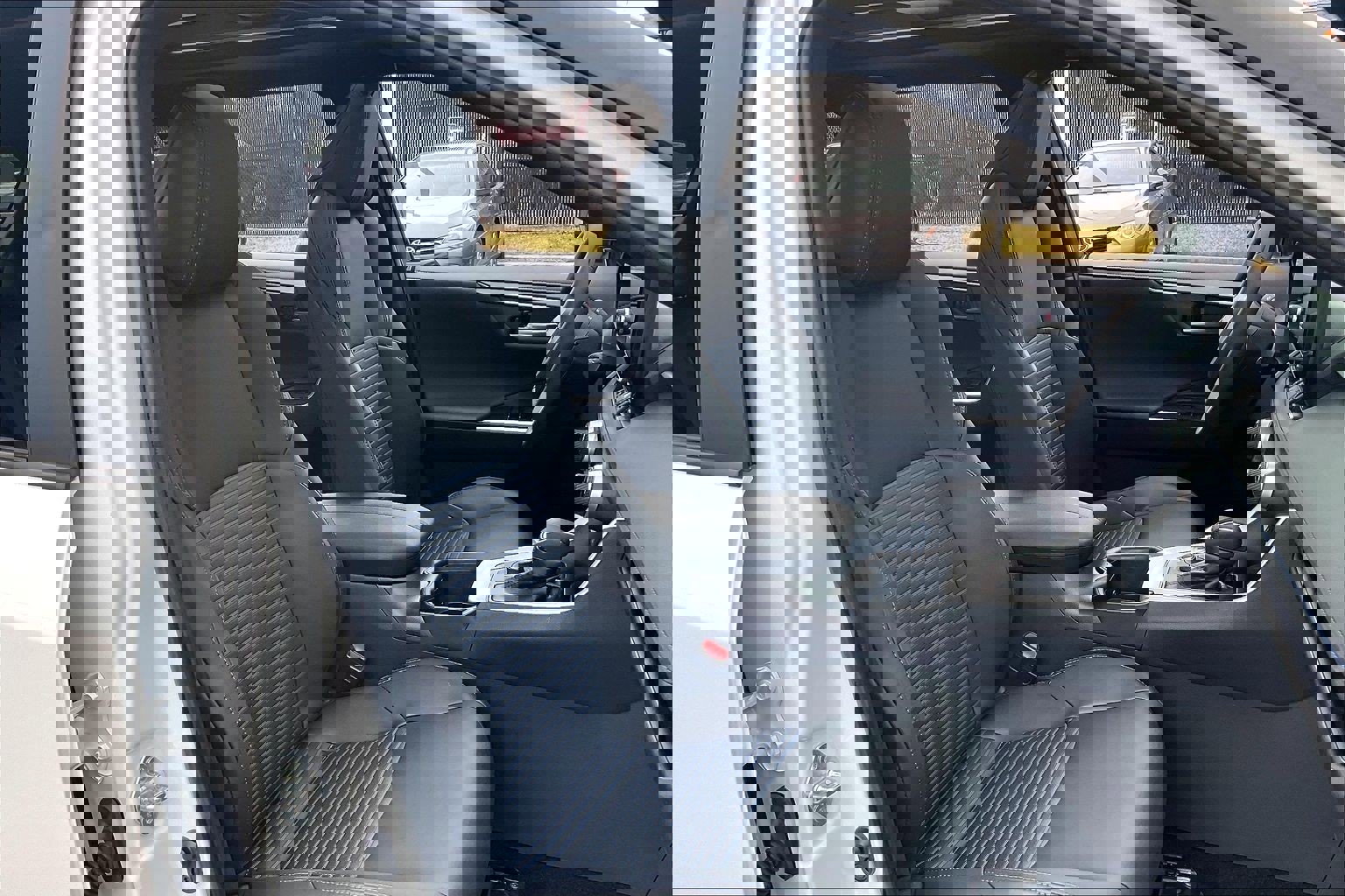 Used 2025 Toyota RAV4 XSE image 9