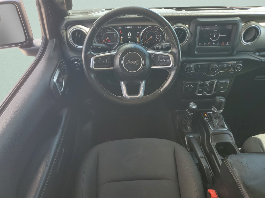Used 2019 Jeep Wrangler Unlimited Sahara AWD/4WD image 12