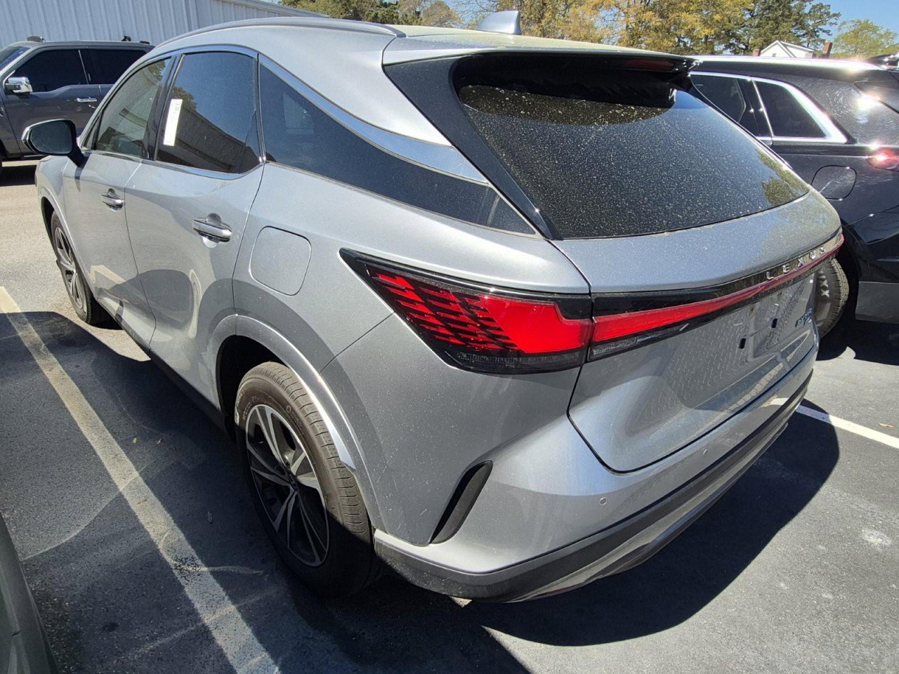 Used 2023 Lexus RX 350 Premium w/ Accessory Package image 2