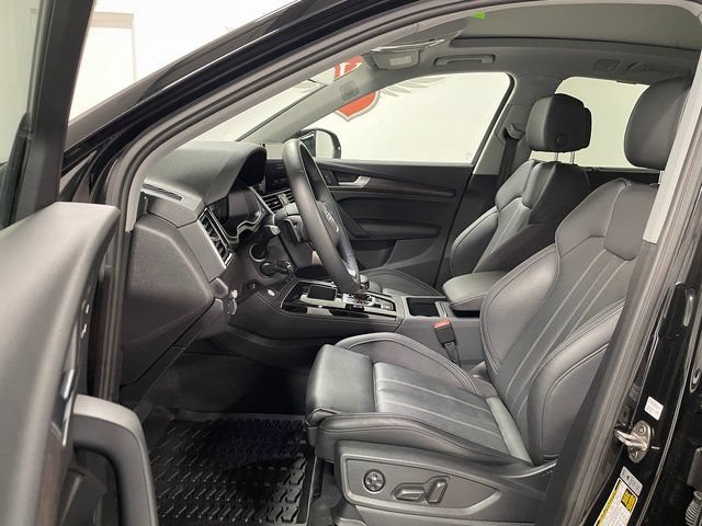 Used 2024 Audi Q5 e Prestige w/ Prestige Package AWD/4WD image 12