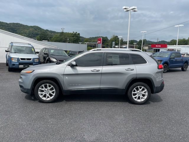 Used 2015 Jeep Cherokee Latitude image 5
