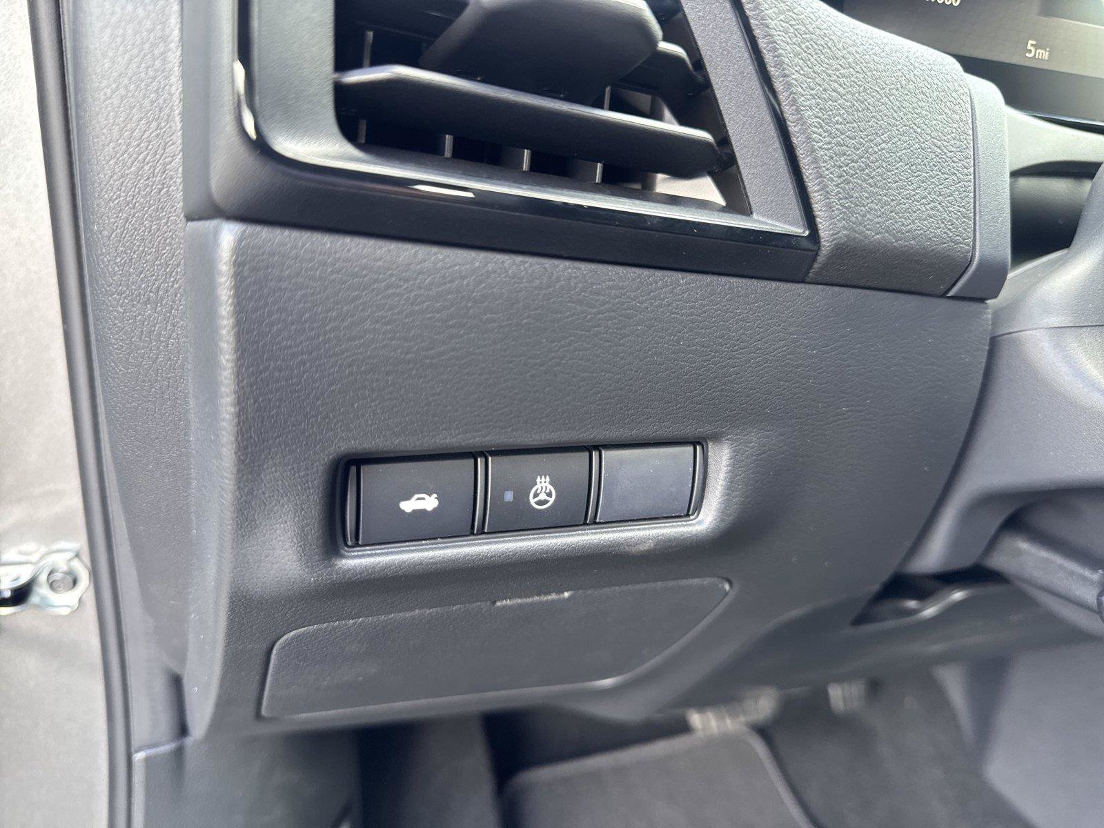 New 2027 Nissan Sentra SV w/ SV Convenience Package FWD image 14