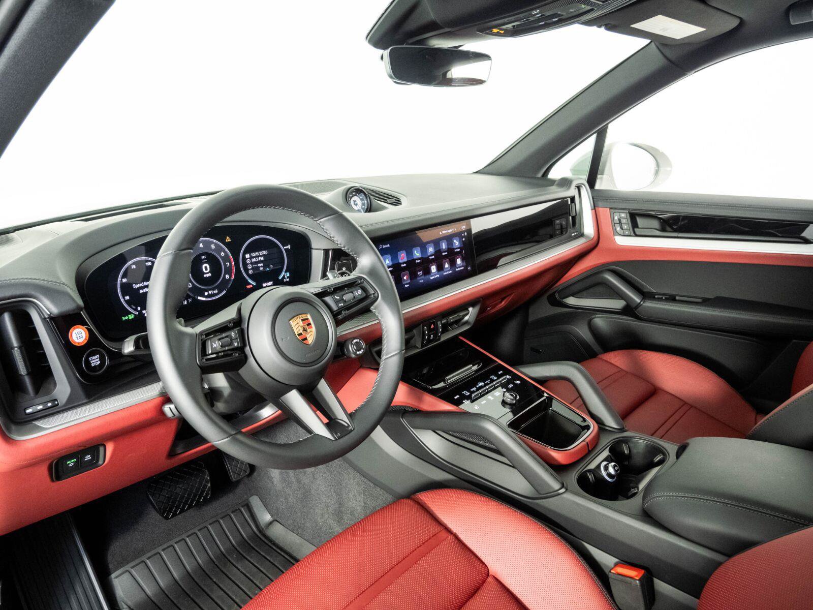 Certified 2026 Porsche Cayenne AWD/4WD image 4