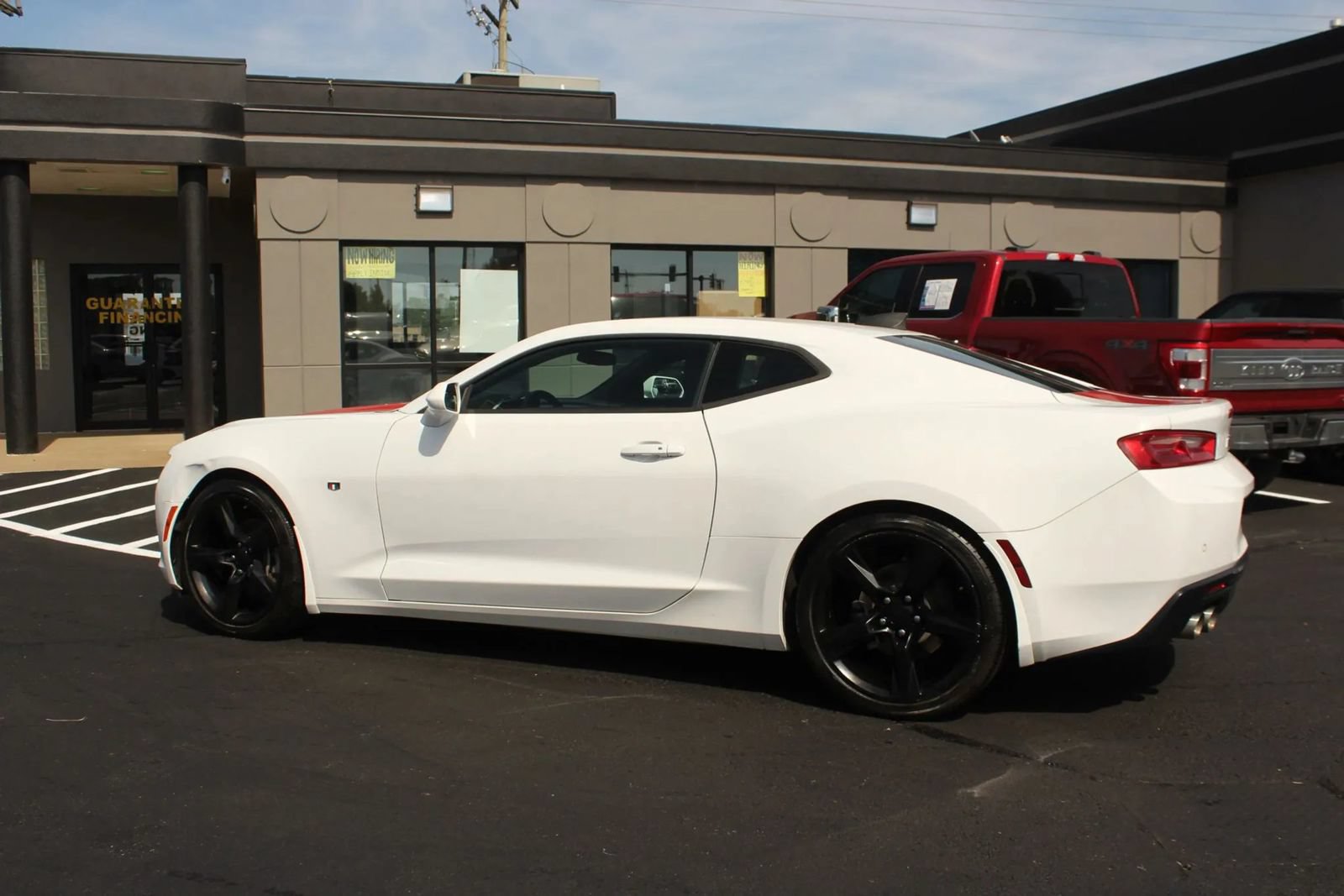 Used 2017 Chevrolet Camaro LT RWD image 5