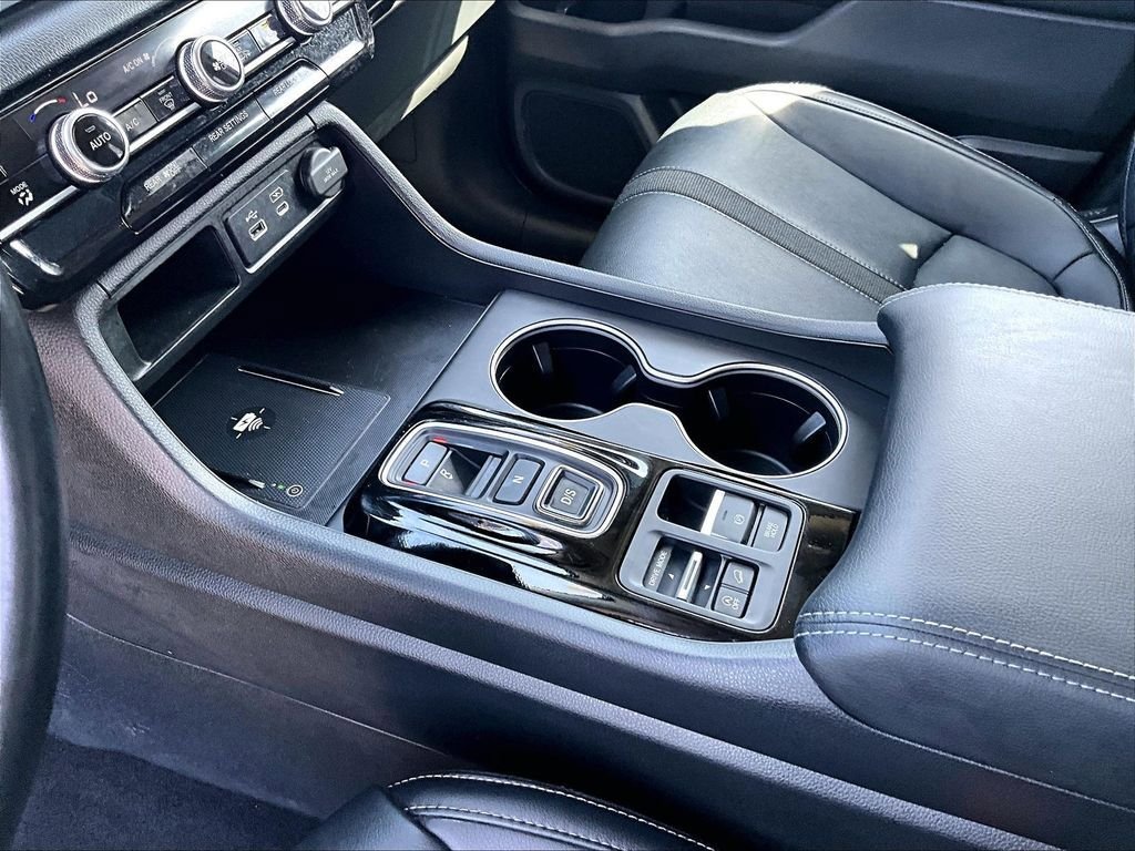 Used 2023 Honda Pilot Touring image 21