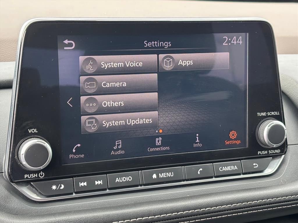 Used 2023 Nissan Rogue SV image 20