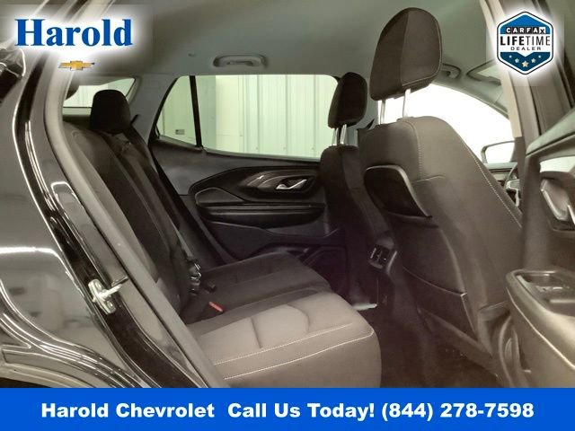 Used 2024 GMC Terrain SLE image 9