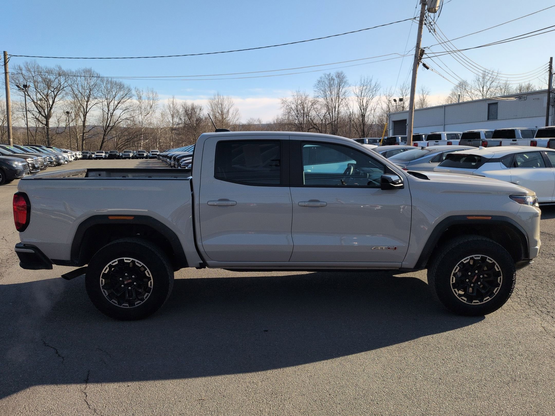 Used 2026 GMC Canyon AT4 image 4