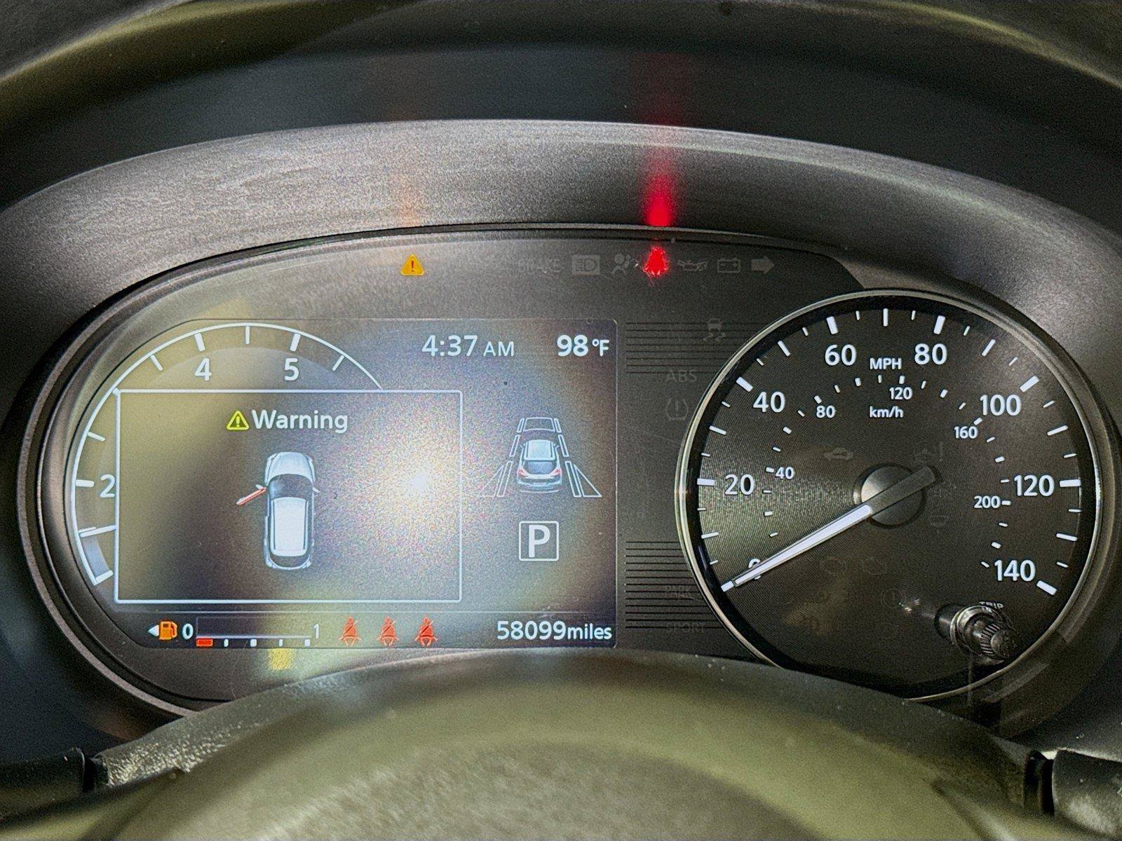 Used 2024 Nissan Kicks SV w/ Interior Electronics Package FWD image 10