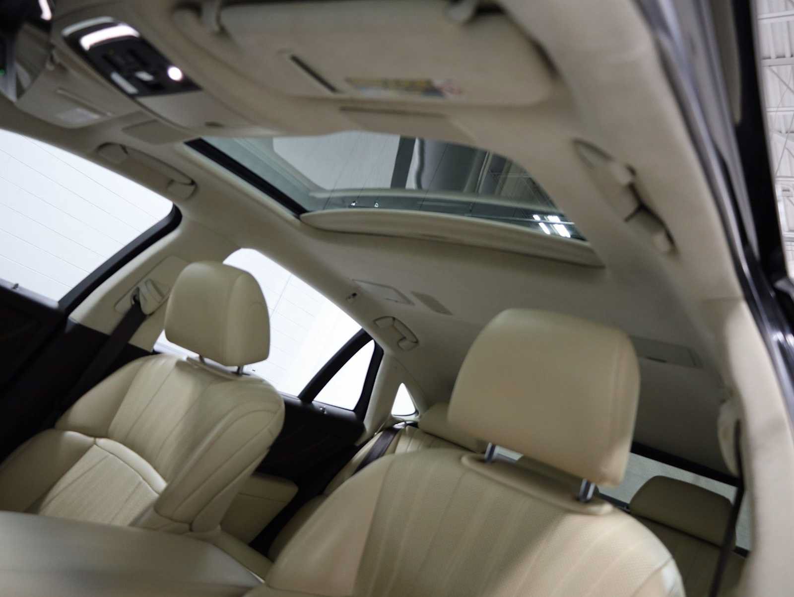 Used 2018 Lexus LS 500 w/ Interior Upgrade Package RWD image 19