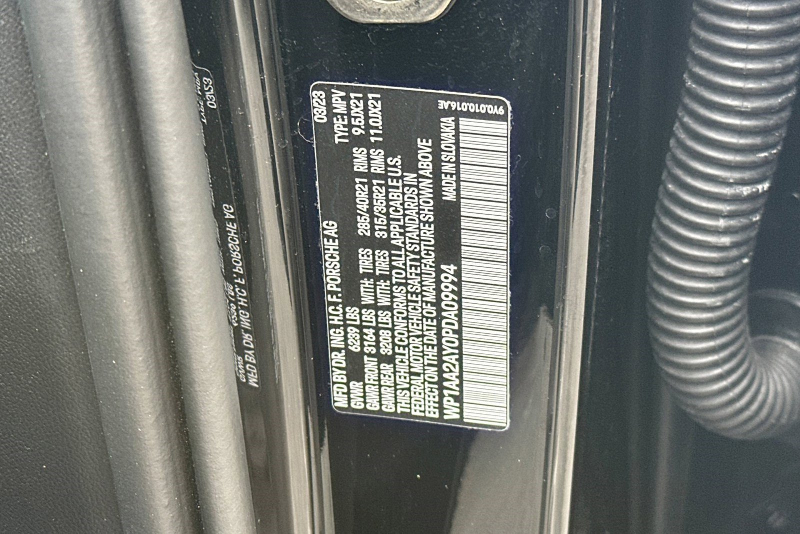 Used 2023 Porsche Cayenne Platinum Edition image 37