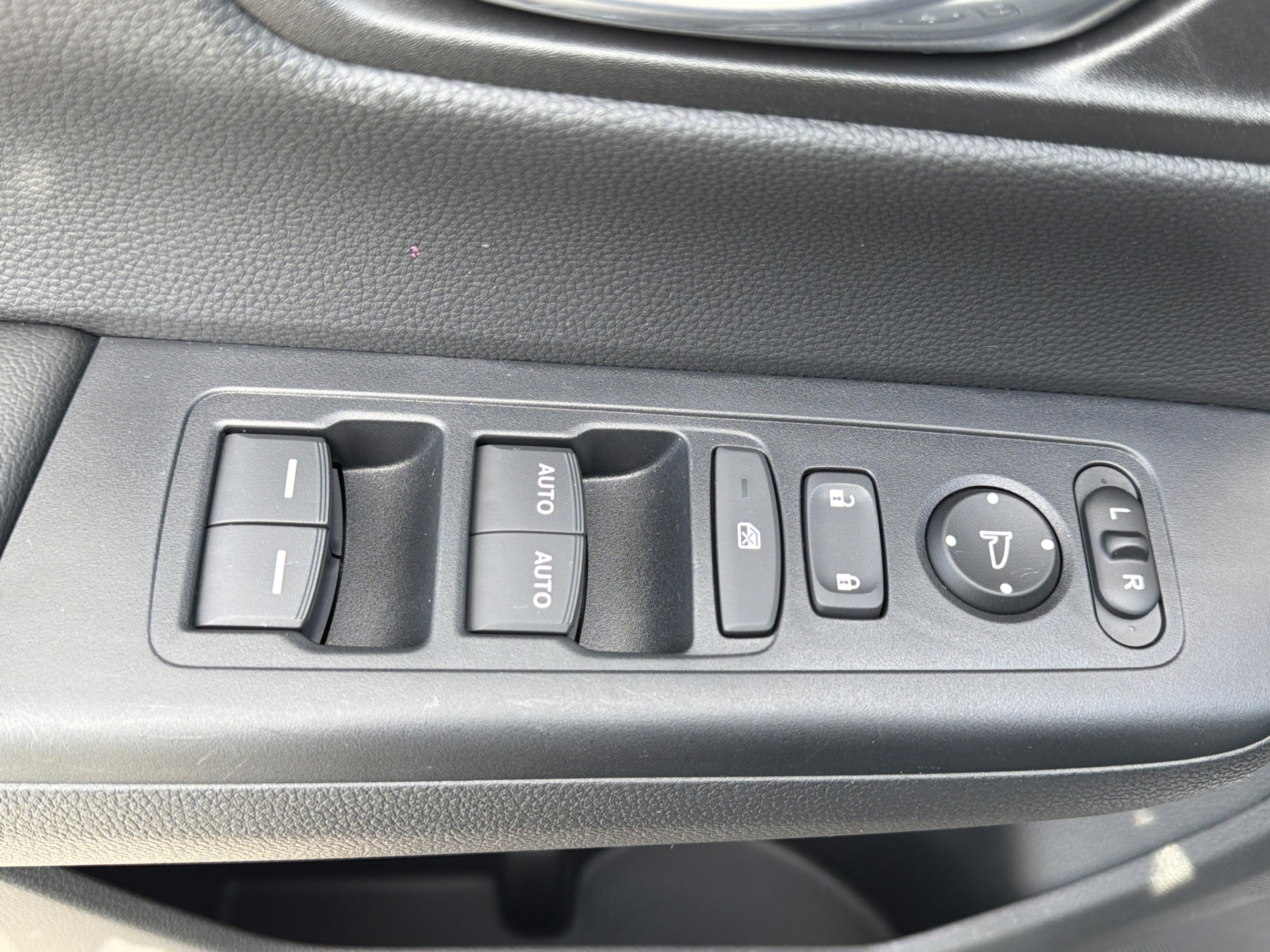 Used 2026 Honda CR-V EX image 30