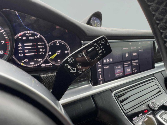 Used 2018 Porsche Panamera Turbo S image 25