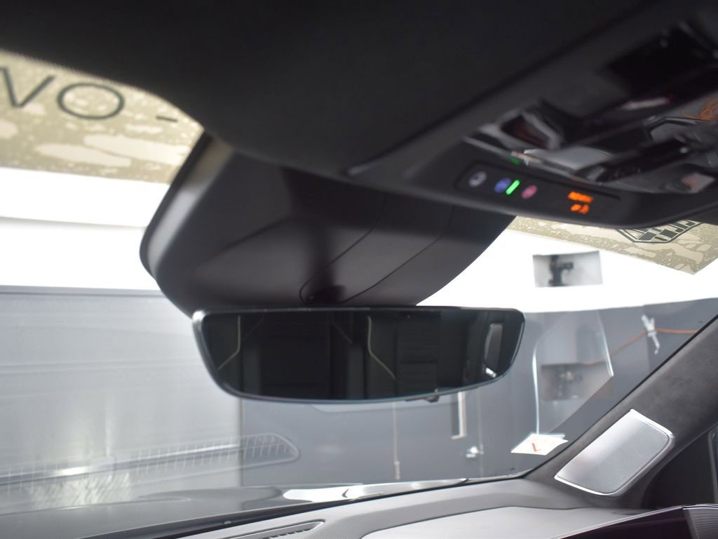 Certified 2025 Cadillac Escalade V w/ LPO, ONYX Package image 24