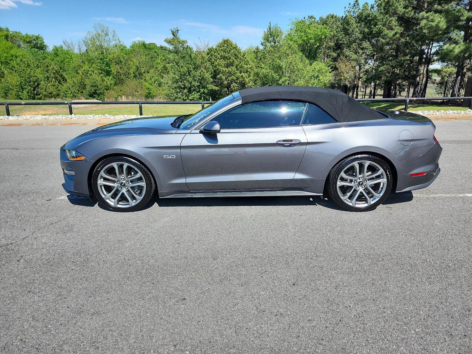 Used 2022 Ford Mustang GT Premium w/ Equipment Group 401A image 2