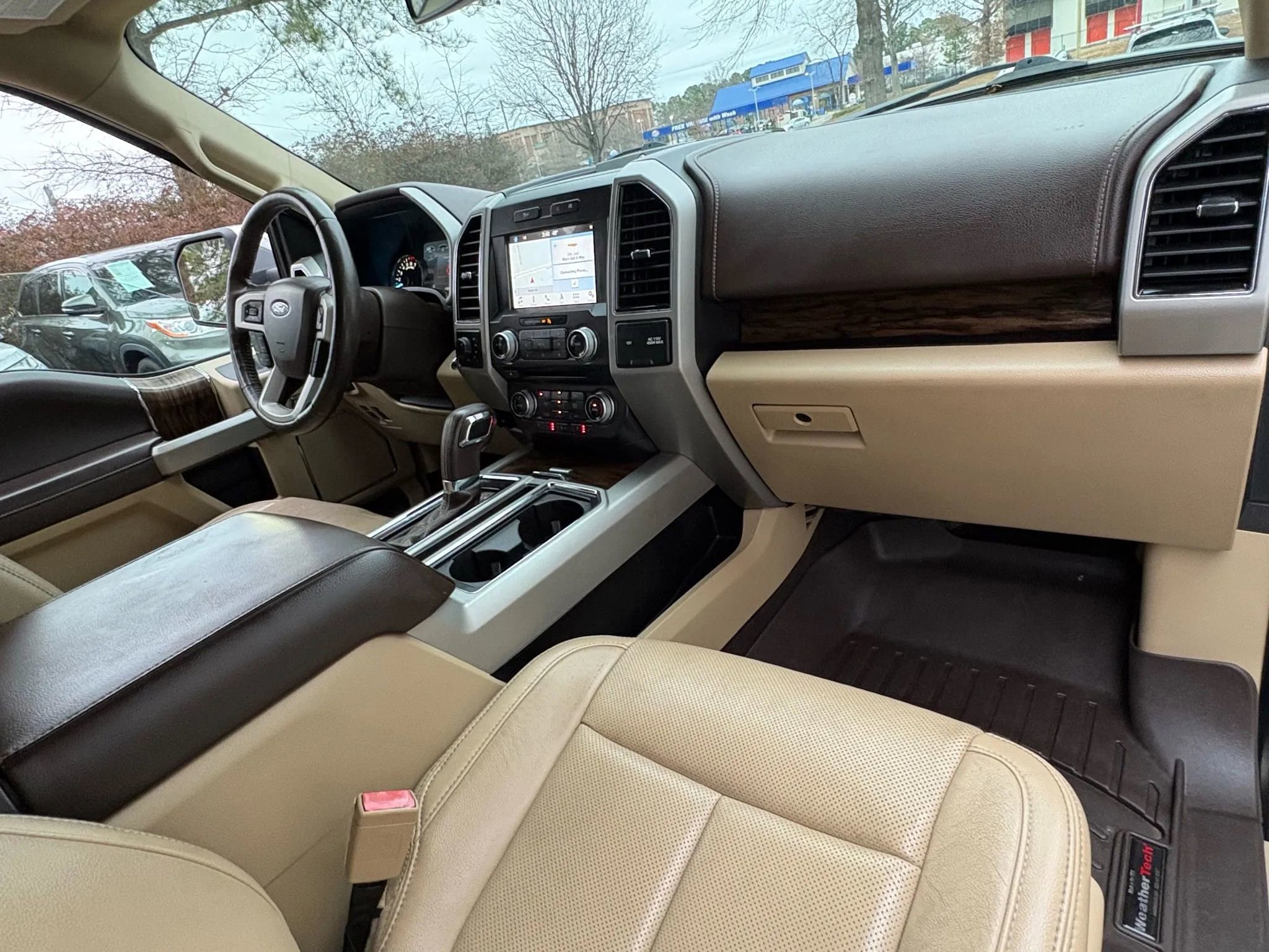 Used 2018 Ford F150 Lariat w/ Equipment Group 502A Luxury image 11