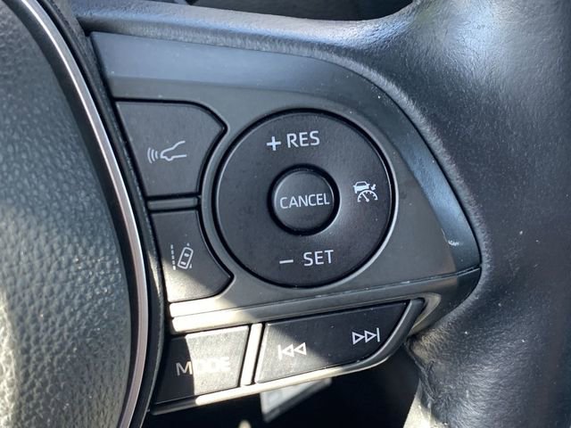 Used 2020 Toyota Corolla SE FWD image 28