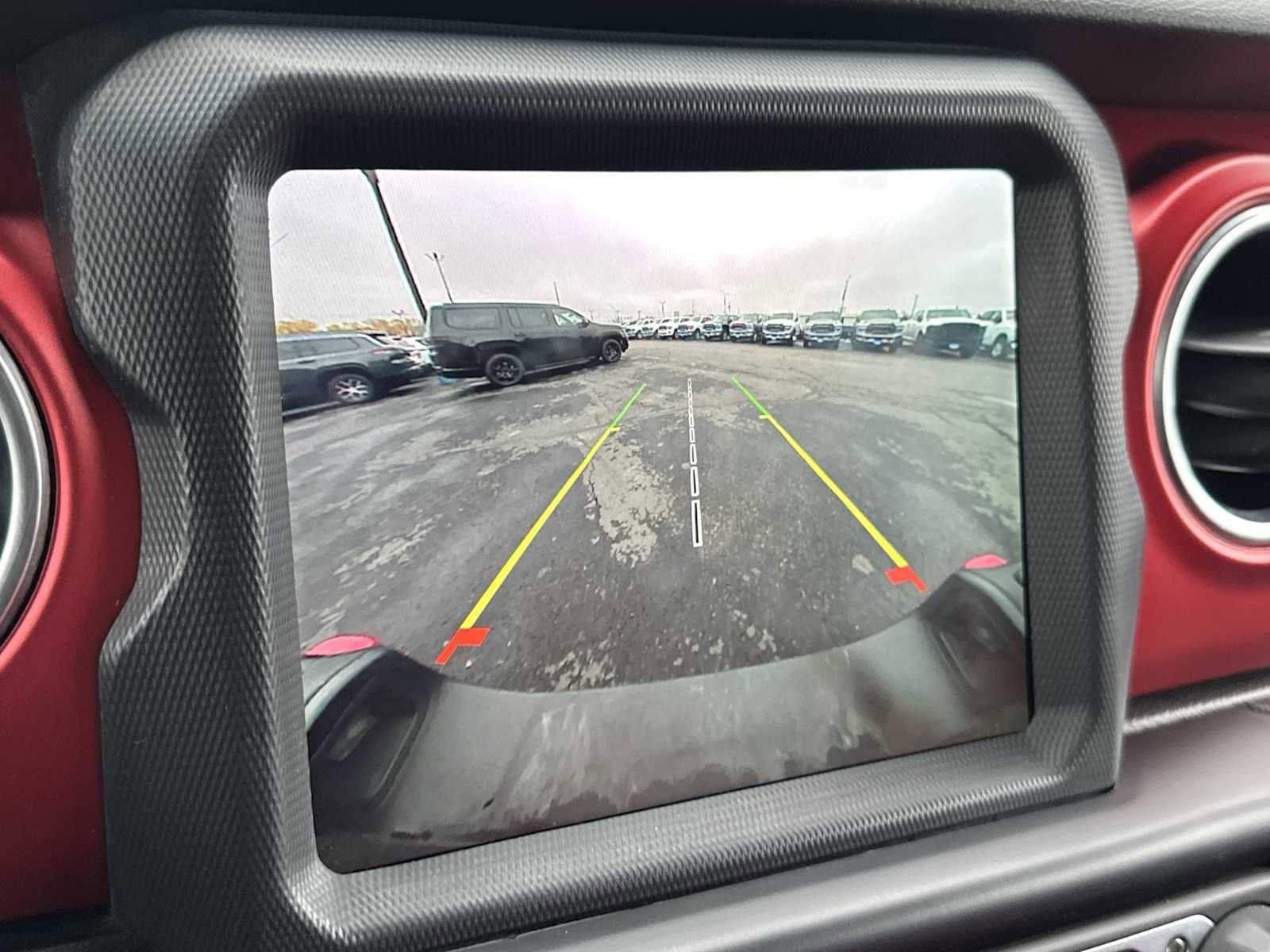 Used 2021 Jeep Gladiator Rubicon w/ Uconnect 4C Nav & Sound Group image 22