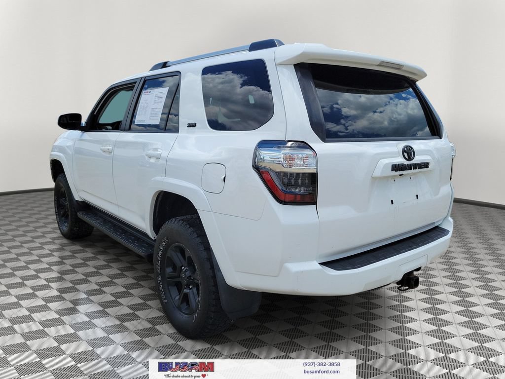 Used 2019 Toyota 4Runner SR5 AWD/4WD image 3