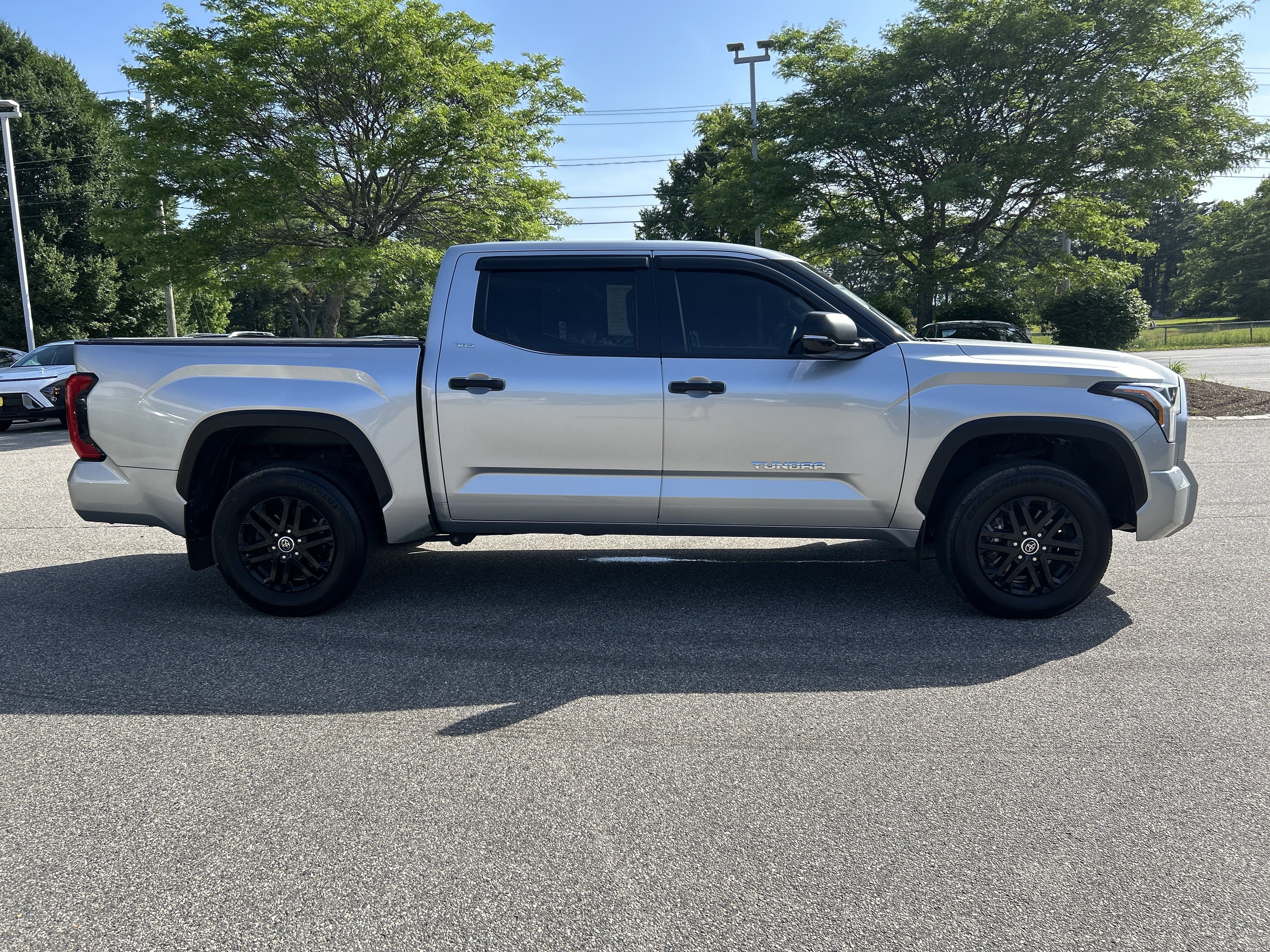 Used 2023 Toyota Tundra SR5 w/ SR5 Convenience Package AWD/4WD image 3