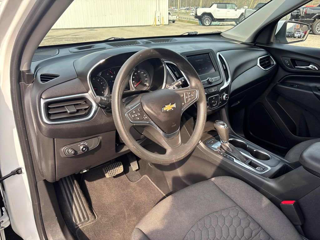 Used 2020 Chevrolet Equinox LT AWD/4WD image 13