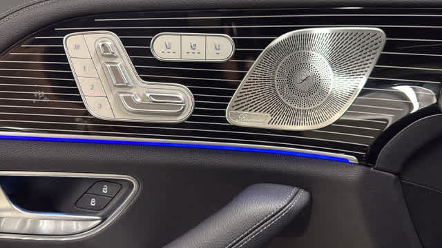 New 2026 Mercedes-Benz GLS 580 4MATIC image 16