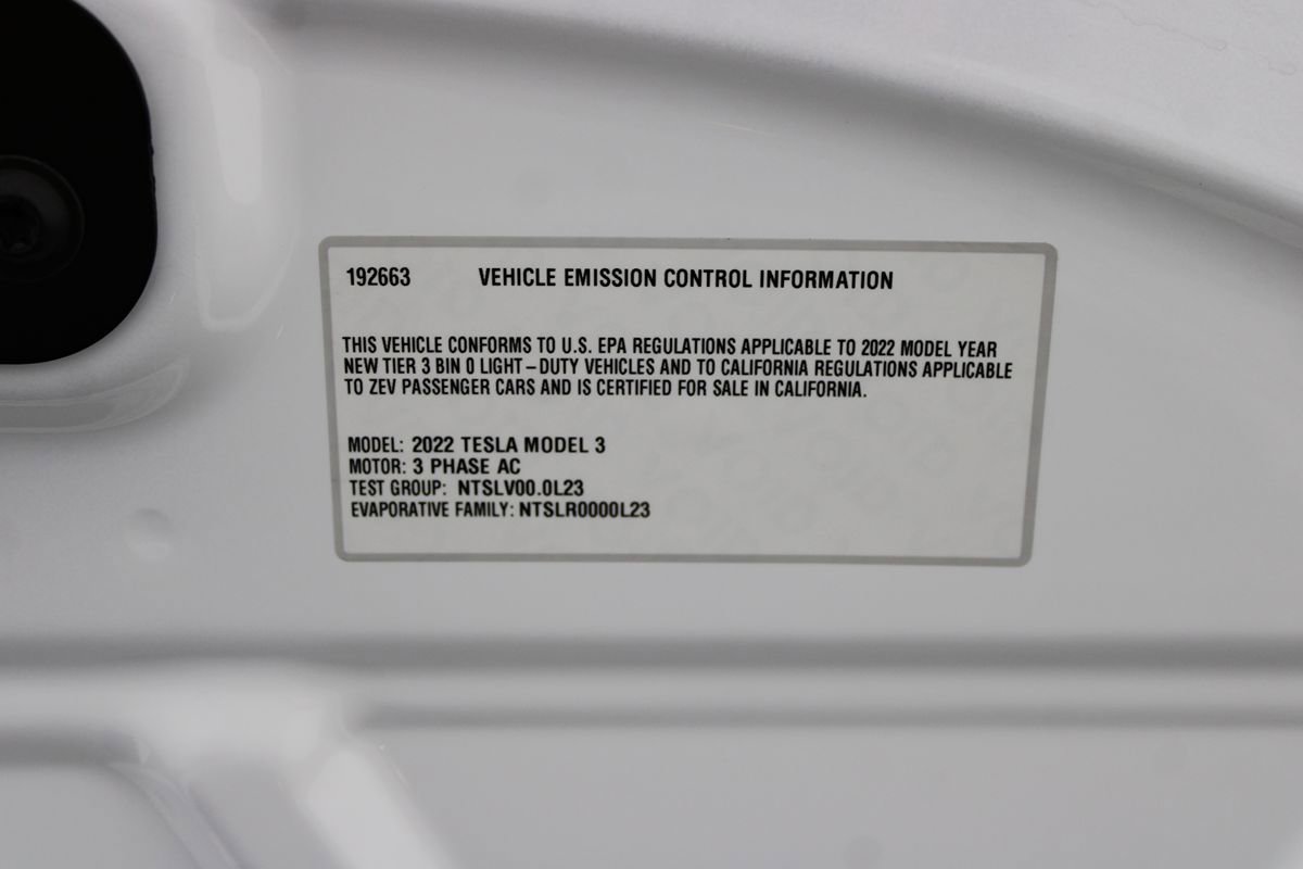Used 2022 Tesla Model 3 Long Range AWD/4WD image 40