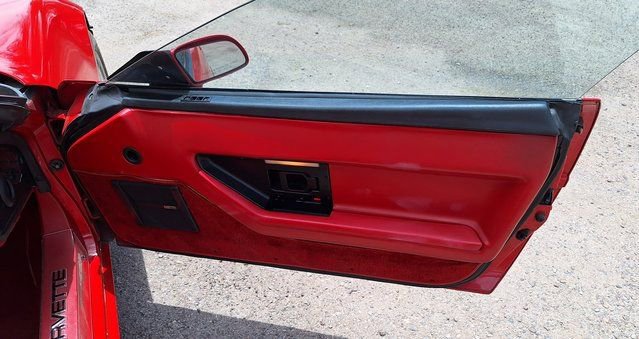 Used 1987 Chevrolet Corvette Convertible image 22