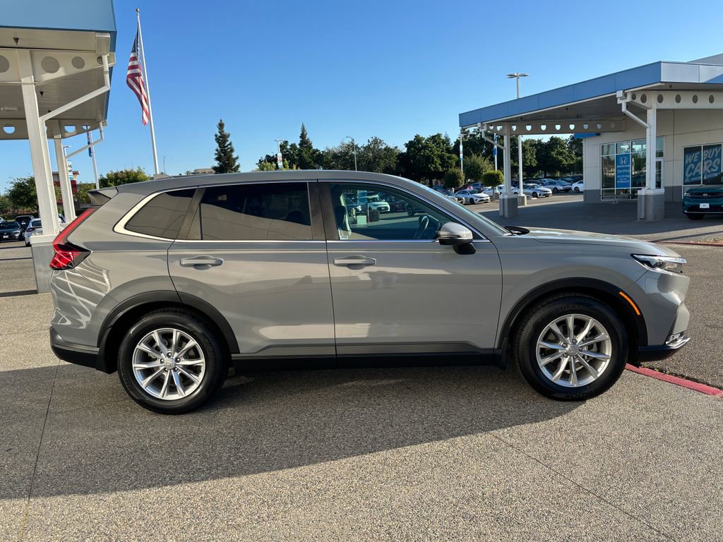 Used 2024 Honda CR-V EX-L image 4