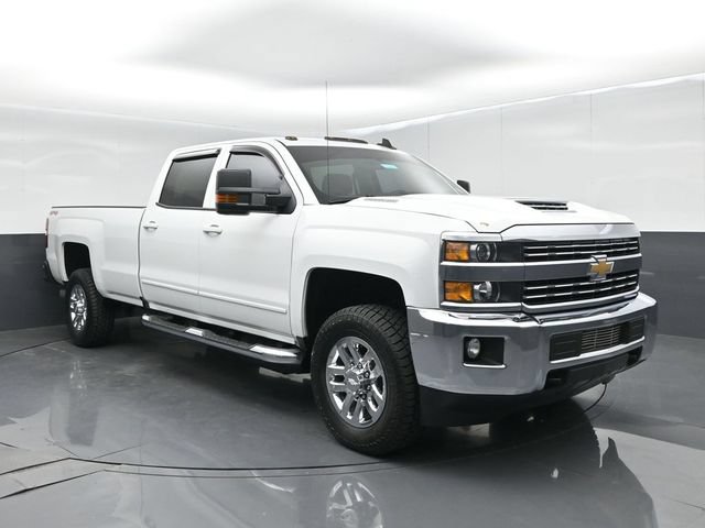 Used 2018 Chevrolet Silverado 2500 LT w/ LT Convenience Package AWD/4WD image 1