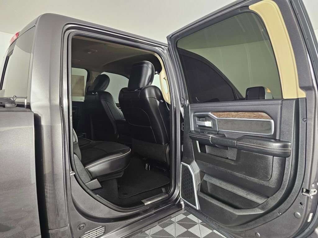 Used 2020 RAM 2500 Laramie image 34
