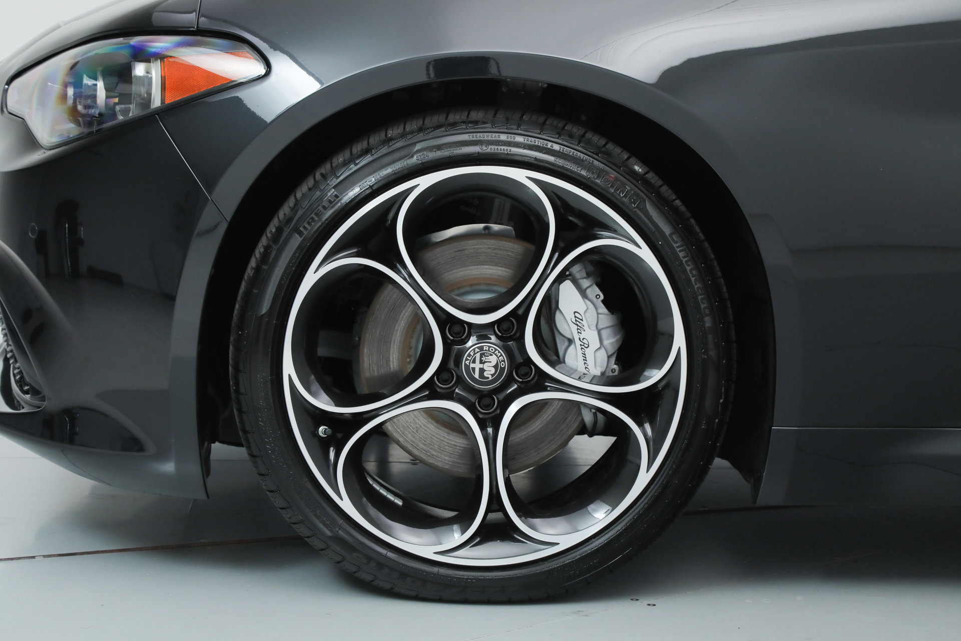 New 2025 Alfa Romeo Giulia w/ Driving Assist Package image 11