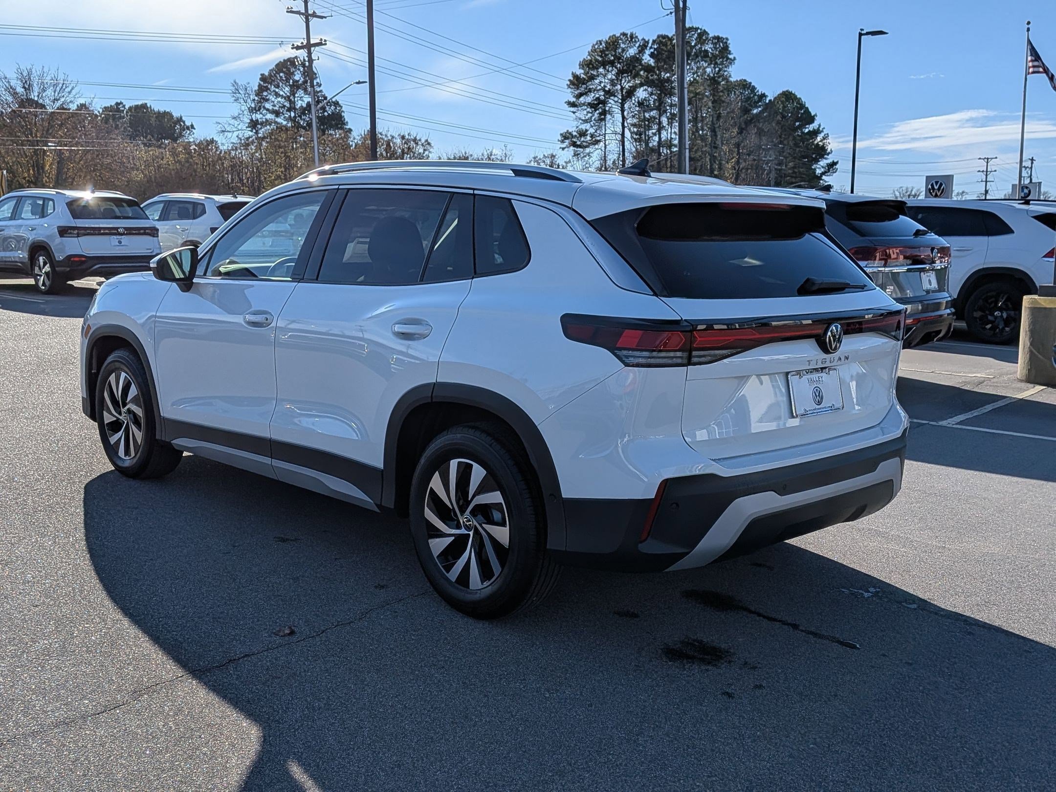 New 2026 Volkswagen Tiguan S FWD image 5